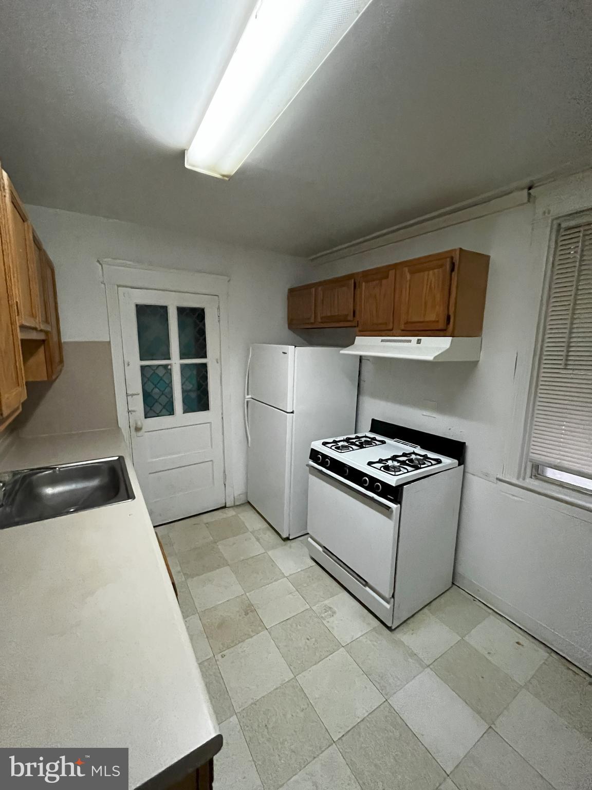 6911 Guilford Road Upper Darby, PA 19082 - Photo 6 of 13