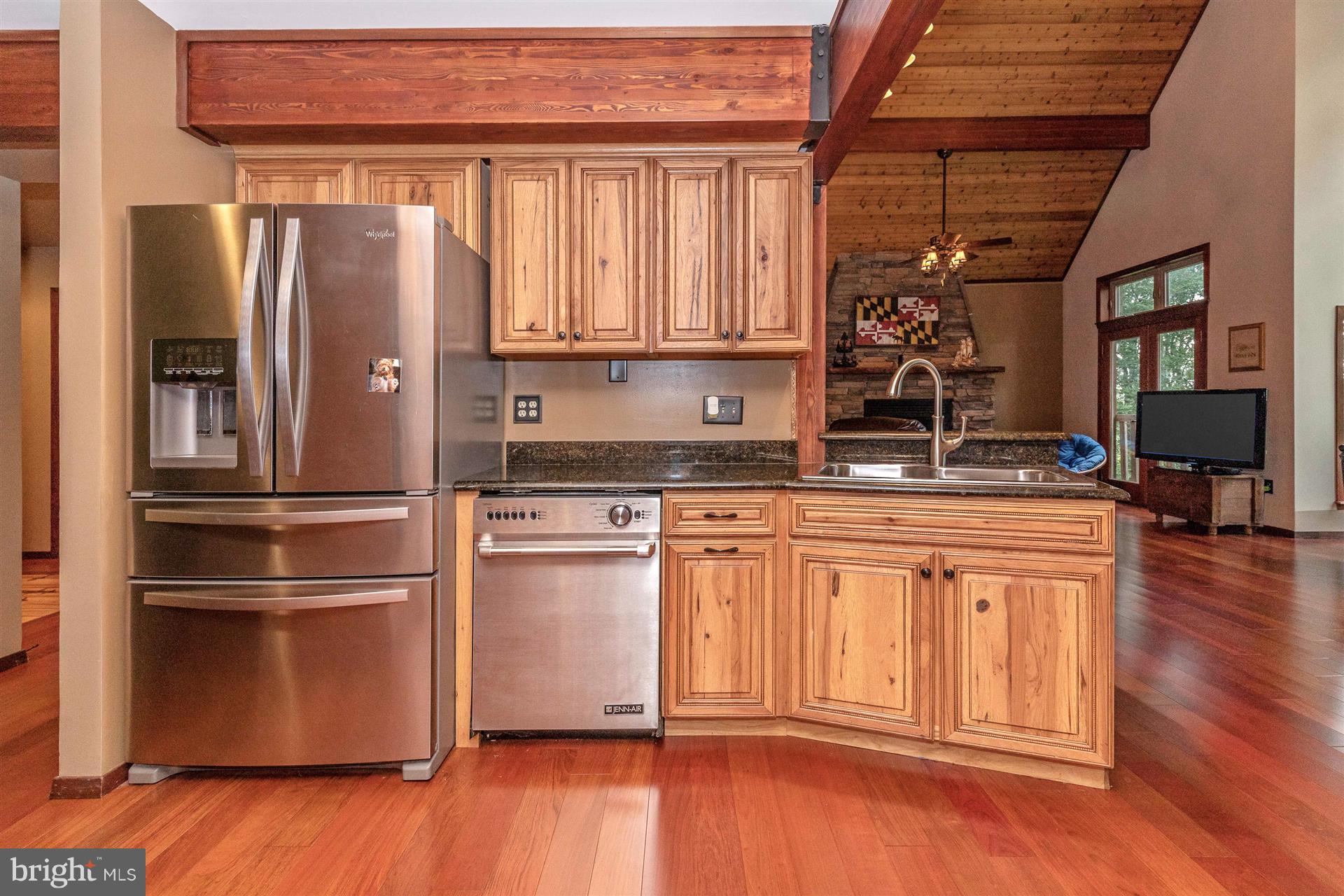 914 Trevanion Road Union Bridge, MD 21791 - Photo 31 of 54 Custom Hickory Cabinets.