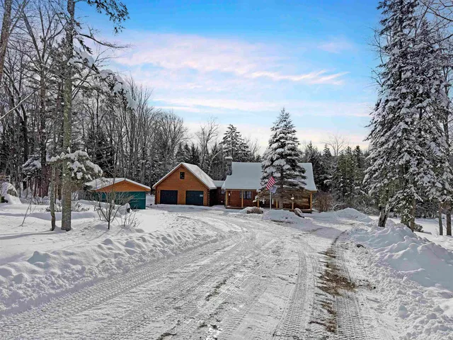 $798,000 | 619 Stratton Arlington Road, Stratton, VT 05360