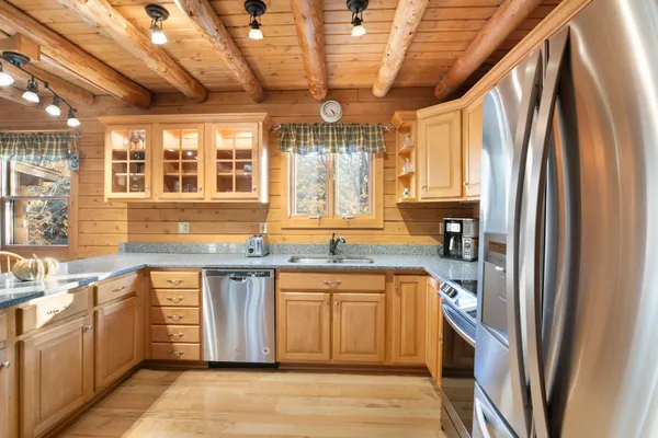 $798,000 | 619 Stratton Arlington Road, Stratton, VT 05360