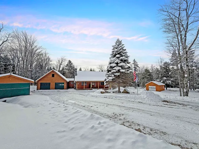 $798,000 | 619 Stratton Arlington Road, Stratton, VT 05360