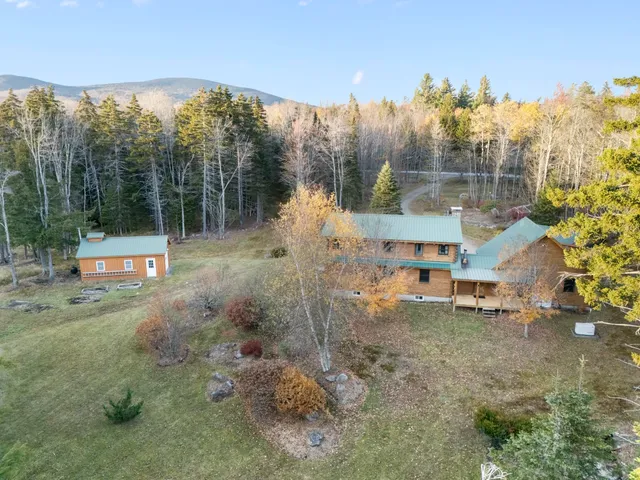 $798,000 | 619 Stratton Arlington Road, Stratton, VT 05360