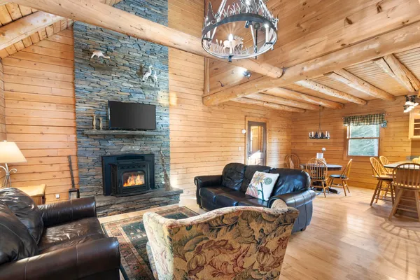 $798,000 | 619 Stratton Arlington Road, Stratton, VT 05360