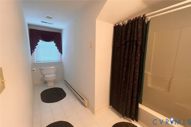 $950,000 | 77 Gloucester Court, Troutville, VA 24175