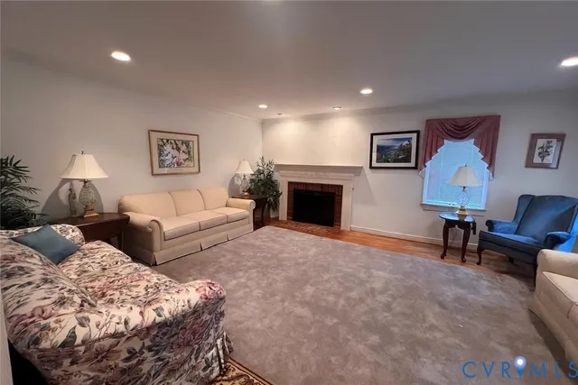 $950,000 | 77 Gloucester Court, Troutville, VA 24175