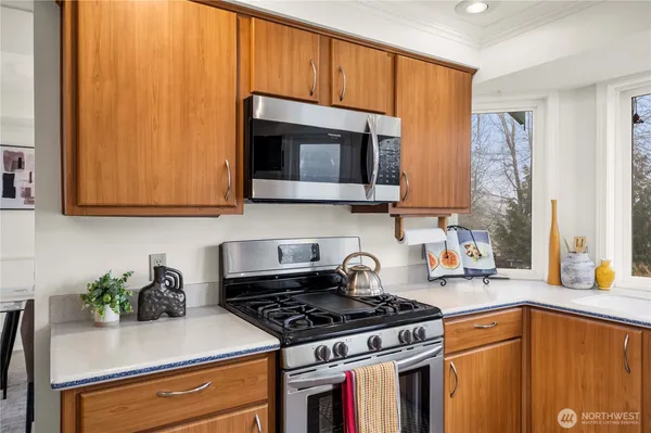 $849,950 | 29652 61st Avenue South, Auburn, WA 98001