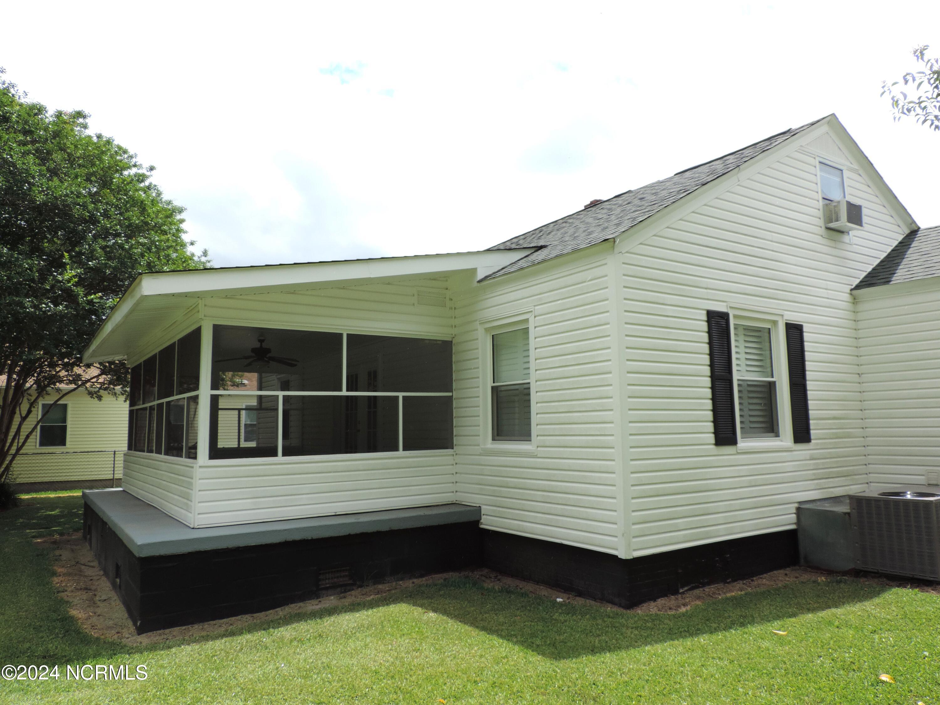 111 Stratford Road Jacksonville, NC 28540 - Photo 42 of 44 DSCN5253