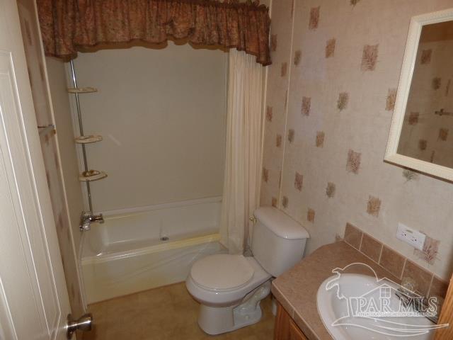 4830 Griffith Road Holt, FL 32564 - Photo 18 of 26 Gallery Image 18