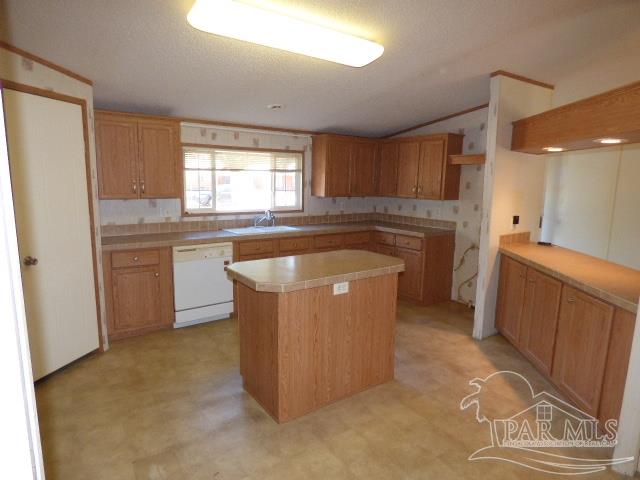 4830 Griffith Road Holt, FL 32564 - Photo 6 of 26 Gallery Image 6