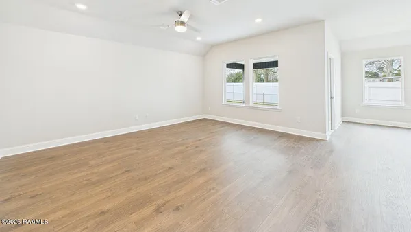 $266,500 | 103 Acadian Falls Drive, Broussard, LA 70518