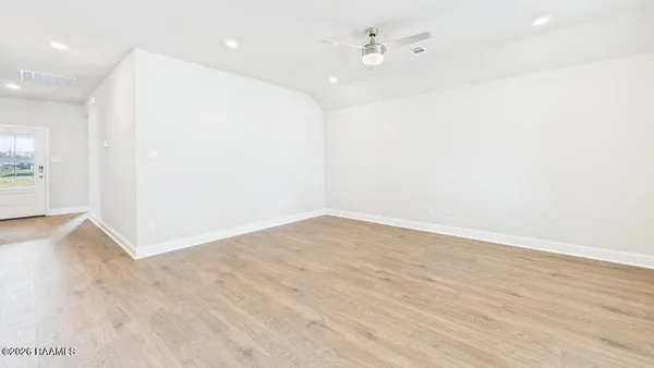 $266,500 | 103 Acadian Falls Drive, Broussard, LA 70518