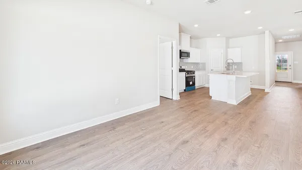 $266,500 | 103 Acadian Falls Drive, Broussard, LA 70518