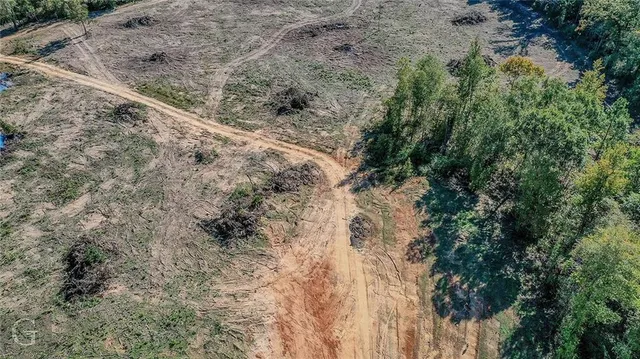 $1,400,000 | 7040 Greenwood Road, Shreveport, LA 71119