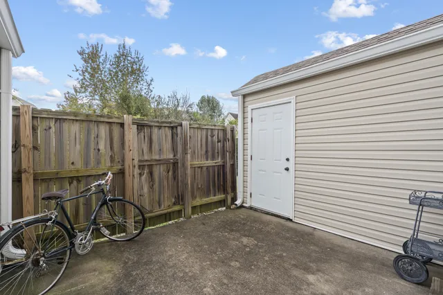 a view of a storage & utility room