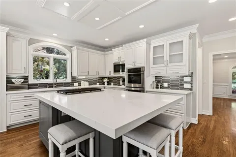 $1,550,000 | 1420 Spyglass Hill Drive, Johns Creek, GA 30097