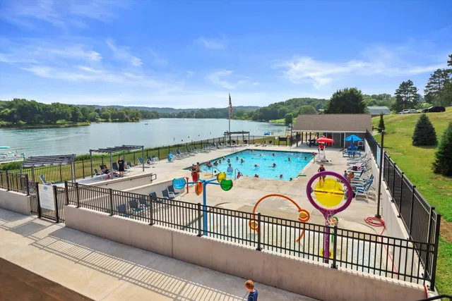 $14,989 | 1254 Clubhouse, La Valle, WI 53941