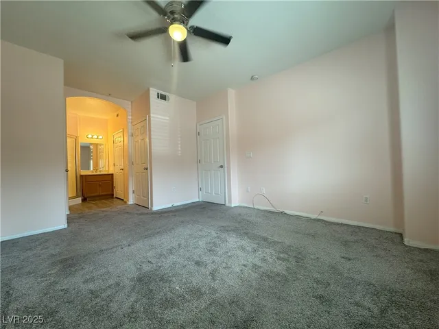 $289,900 | 7701 West Robindale Road, Unit 127, Las Vegas, NV 89113