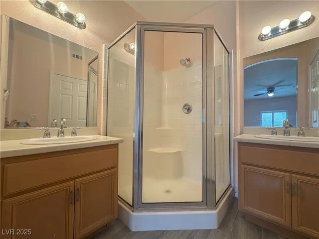 $289,900 | 7701 West Robindale Road, Unit 127, Las Vegas, NV 89113