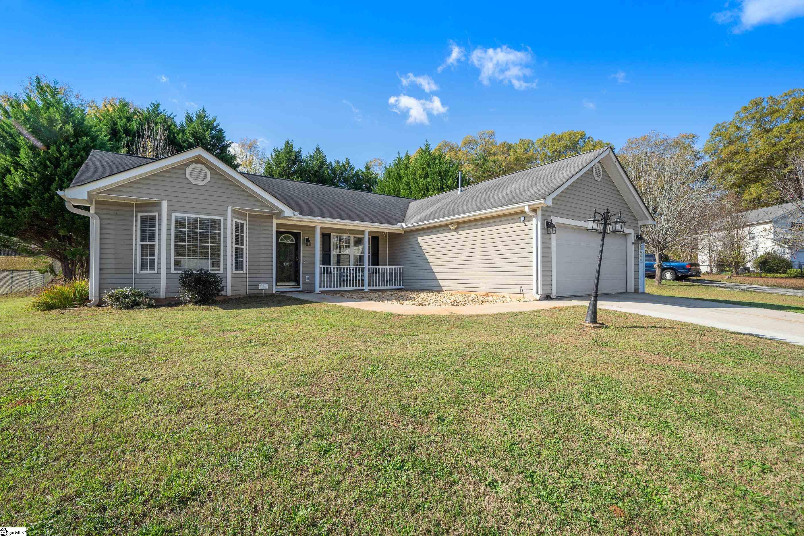 1005 Kings Mill Ct. Anderson, SC 29621 - Photo 1 of 30 Gallery Image 1