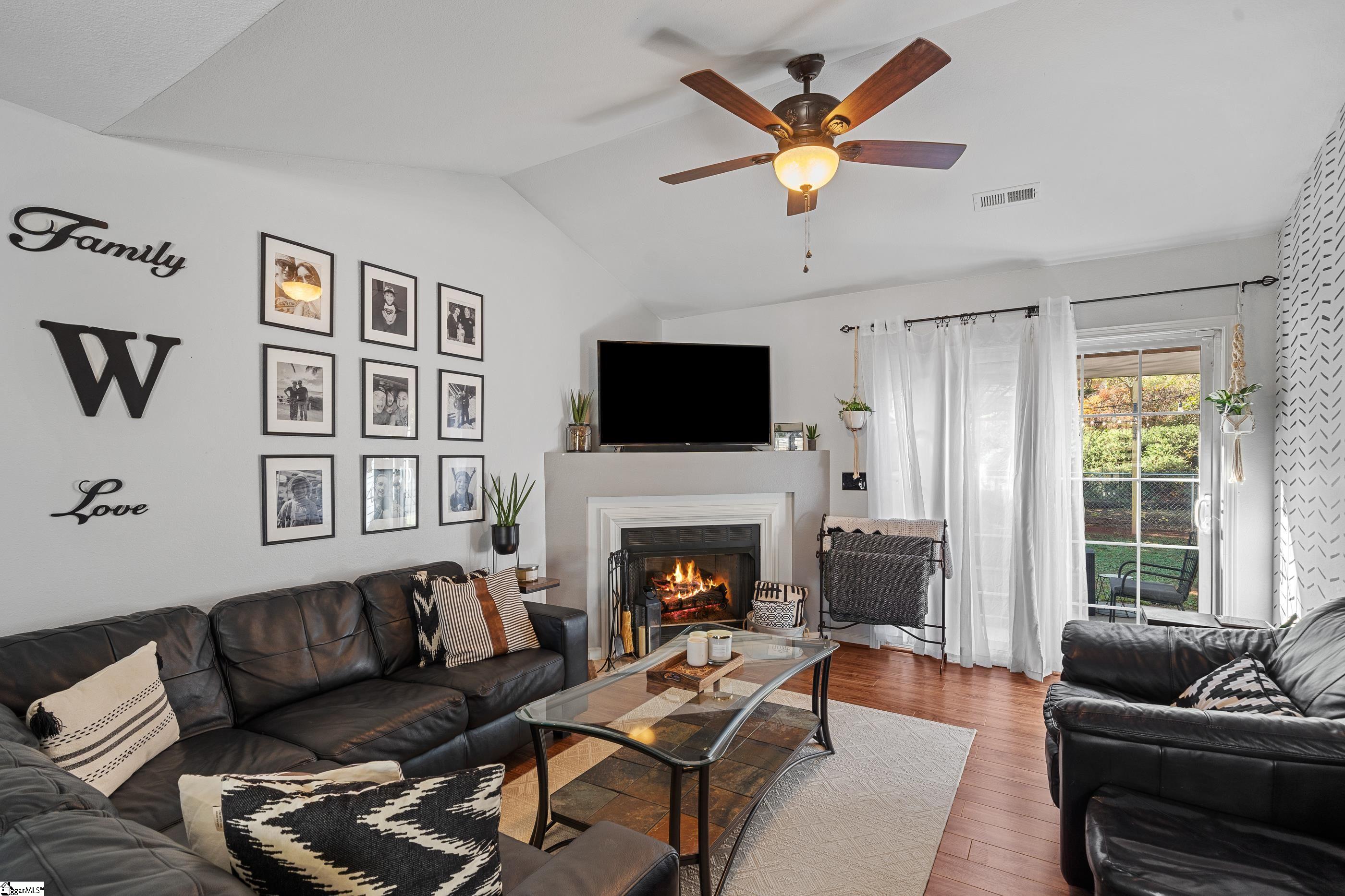 1005 Kings Mill Ct. Anderson, SC 29621 - Photo 6 of 30 Gallery Image 6