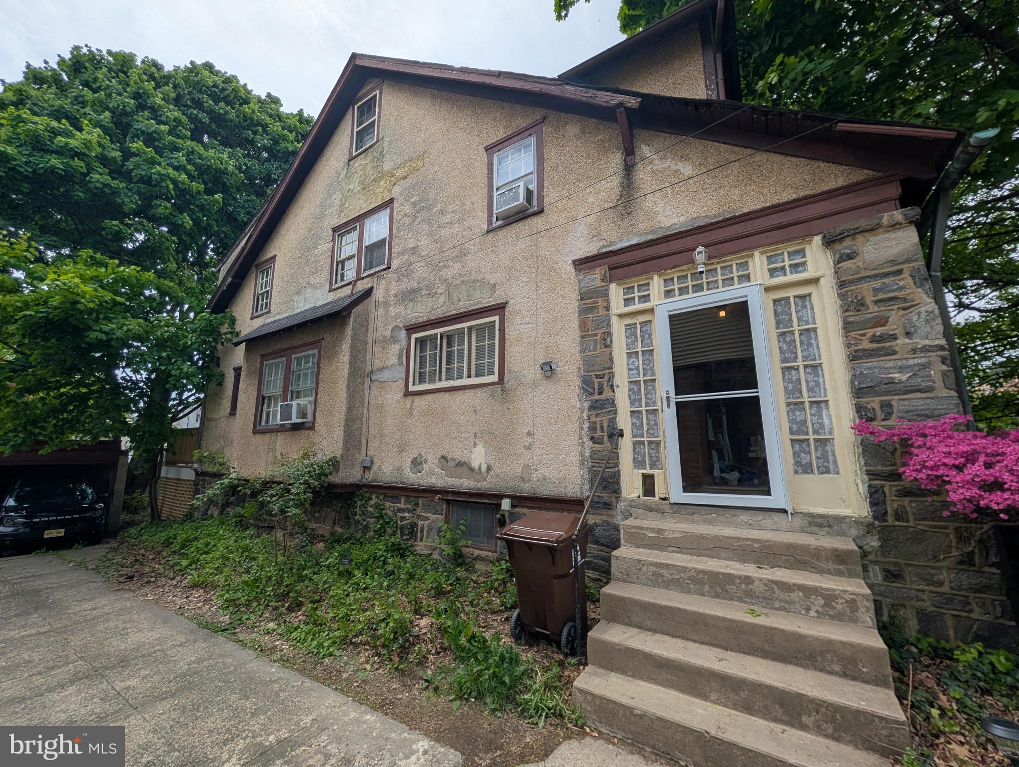 80 Marshall Road Lansdowne, PA 19050 - Photo 3 of 30
