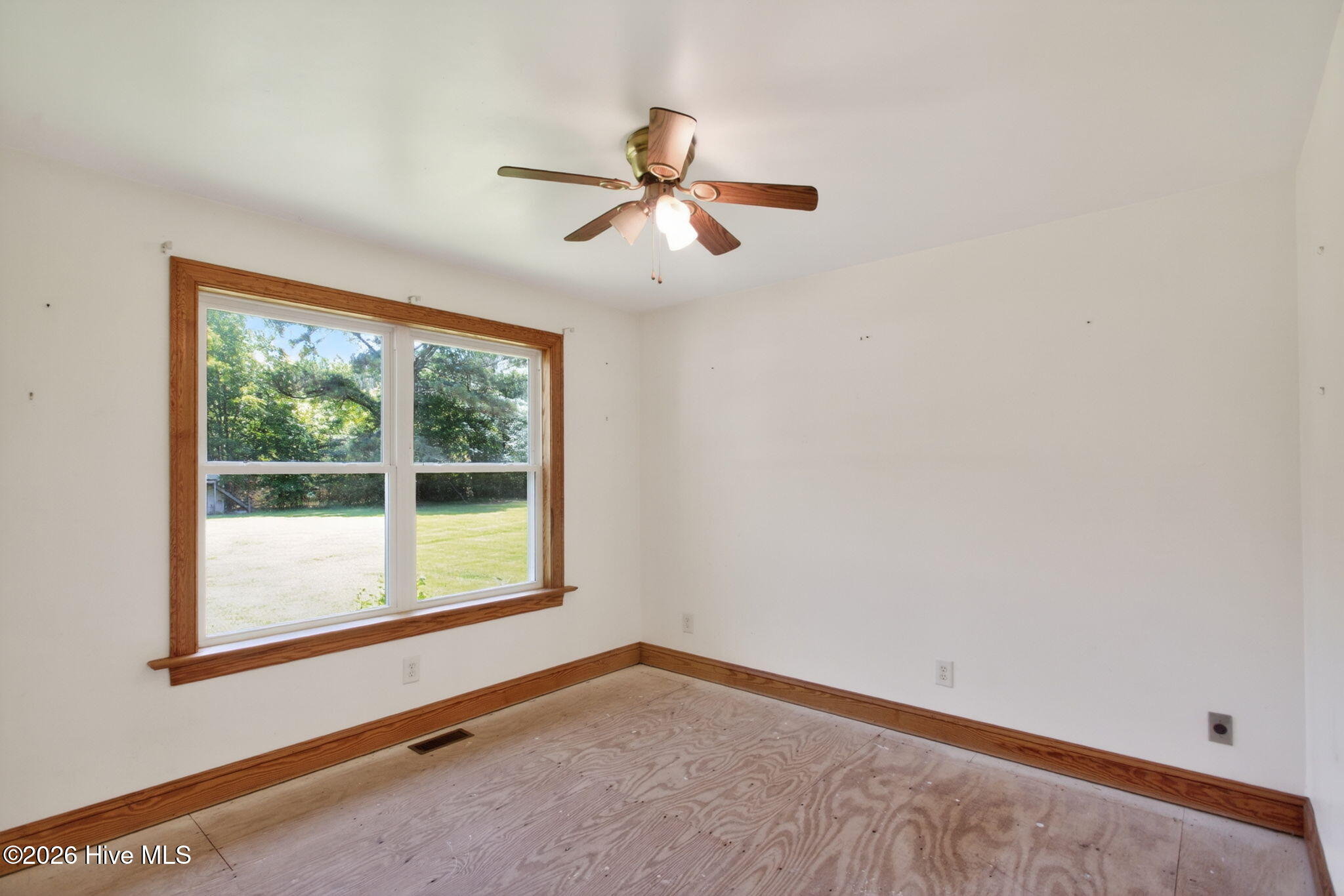 747 Silver Springs Road Sunbury, NC 27979 - Photo 14 of 33