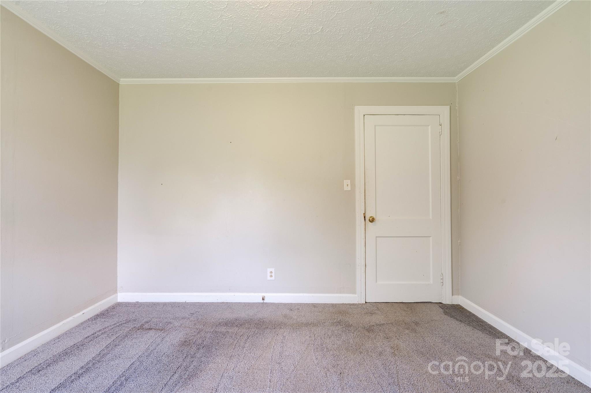 1414 South Post Road Shelby, NC 28152 - Photo 20 of 24 a view of an empty room