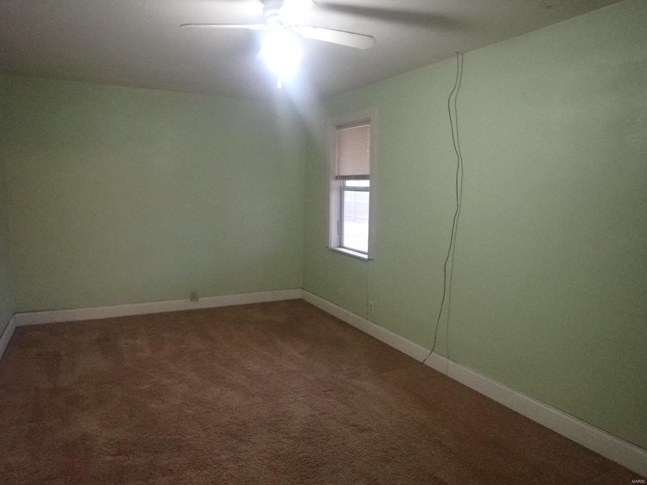 113 Roxana Avenue South Roxana, IL 62087 - Photo 14 of 19 Gallery Image 14