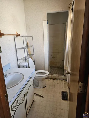 $179,950 | 121 Florida Street, Lawrence, KS 66044