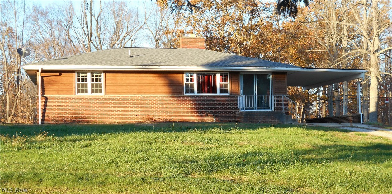 528 Federal Road Little Hocking, OH 45742 - Photo 2 of 24