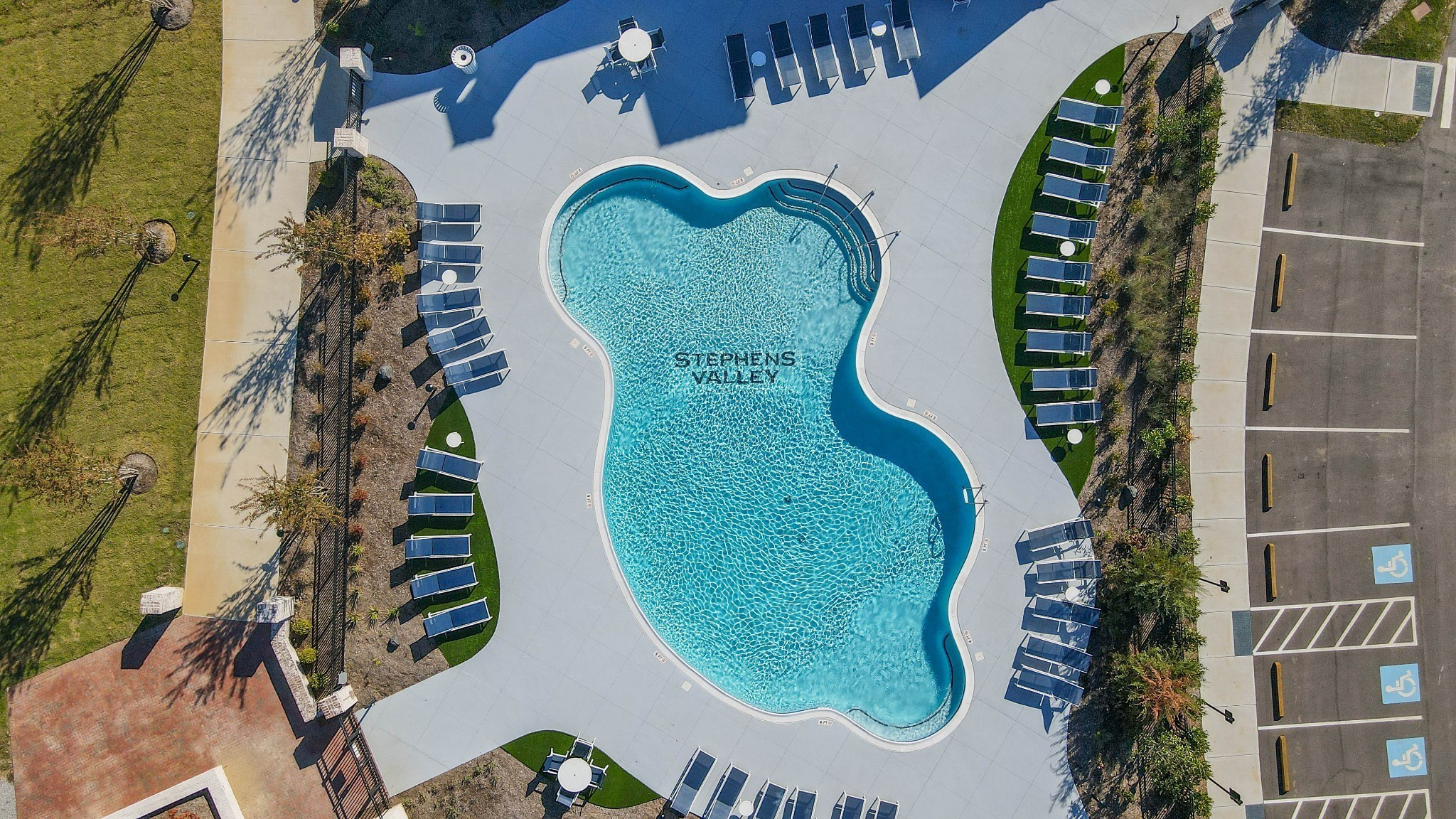 7017 Kinderhook Road Nashville, TN 37221 - Photo 38 of 43 an aerial view of a swimming pool
