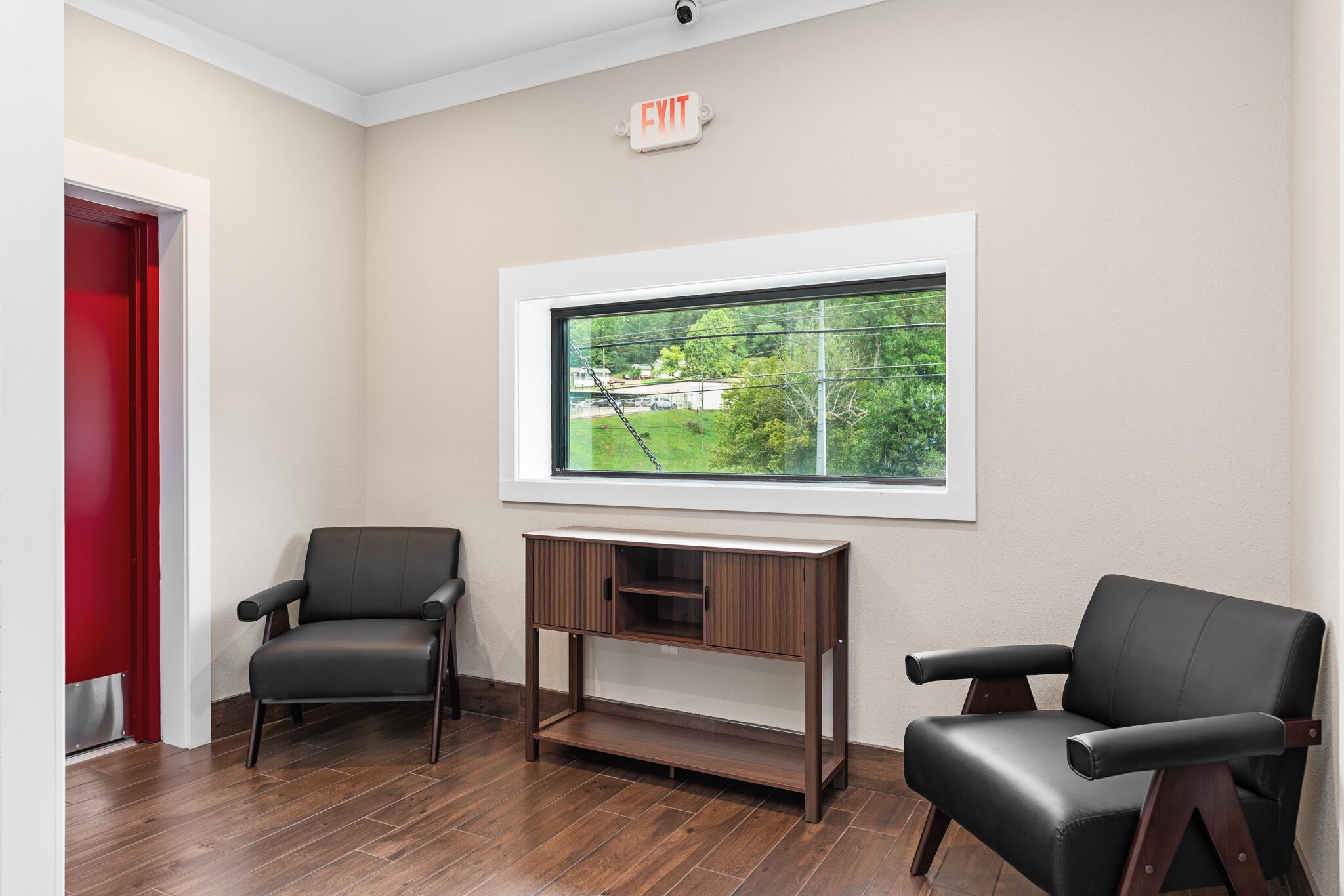 123 Englewood Road Athens, TN 37303 - Photo 51 of 62 a living room with furniture and a window