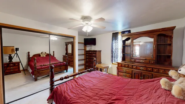 $725,000 | 16884 County Highway South, Hickory Grove, WI 53805