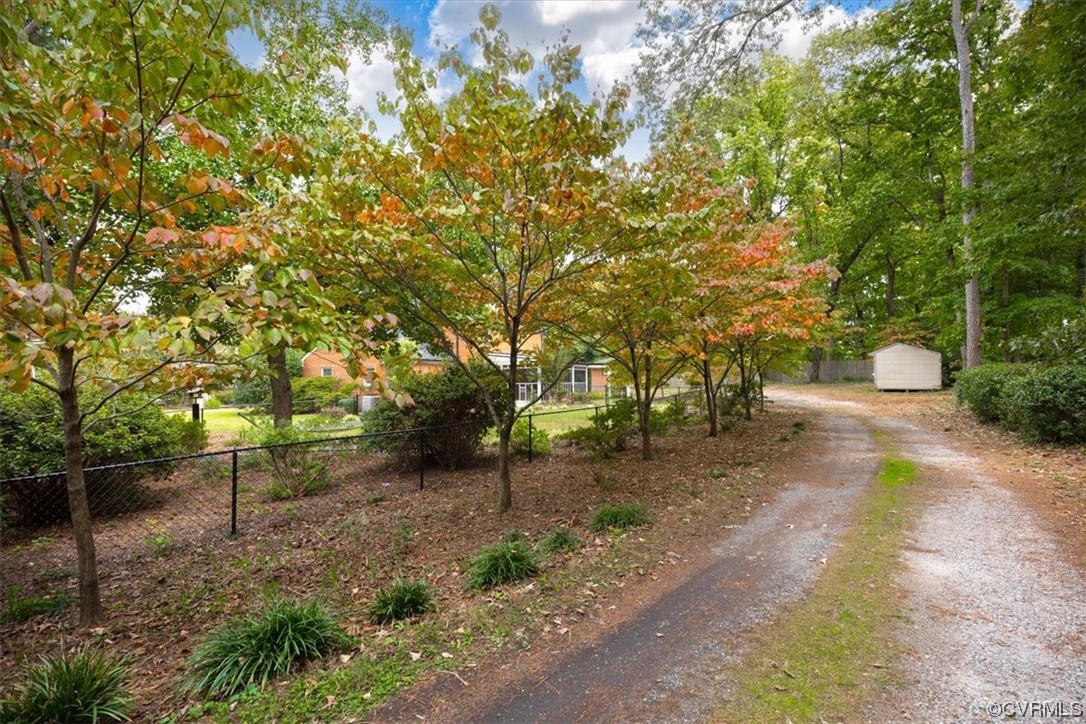 7549 Tanglewood Road Richmond, VA 23225 - Photo 40 of 46 Gallery Image 40