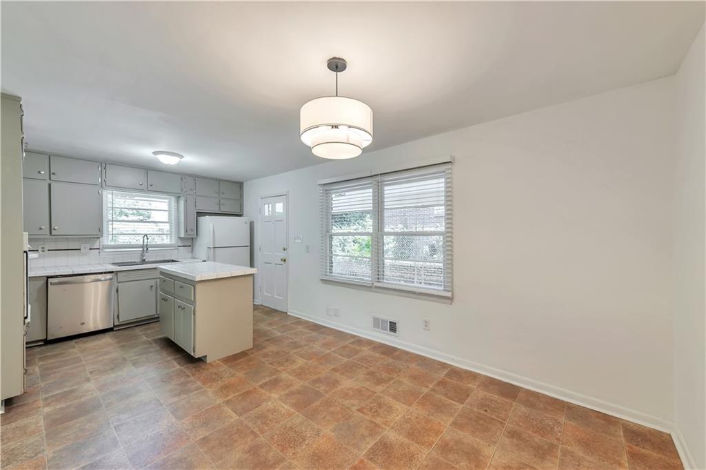1728 Springer Street Northwest Atlanta, GA 30318 - Photo 8 of 15