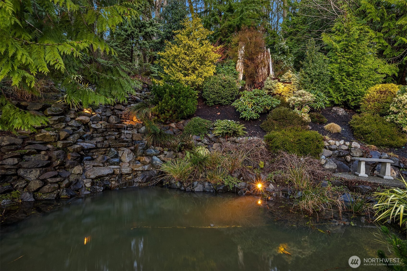 17620 Southeast 106th Street Renton, WA 98059 - Photo 33 of 40 a view of lake