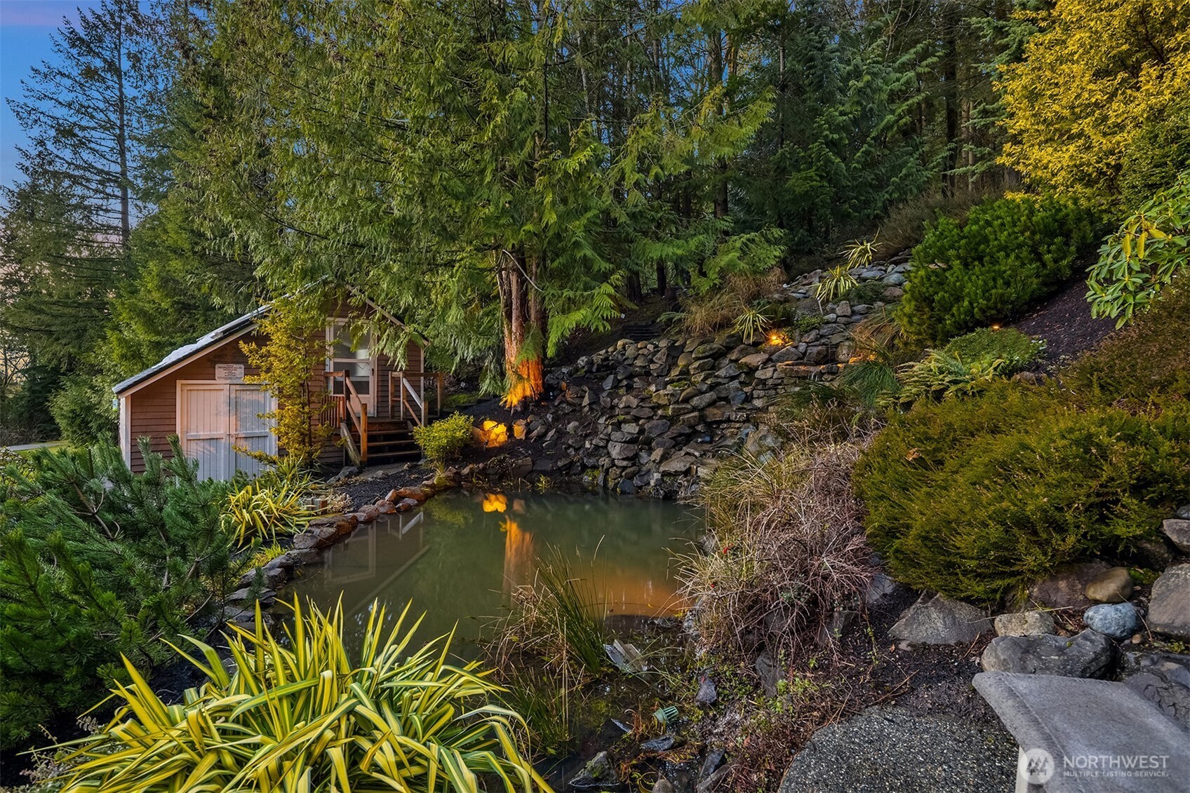 17620 Southeast 106th Street Renton, WA 98059 - Photo 34 of 40 a view of lake