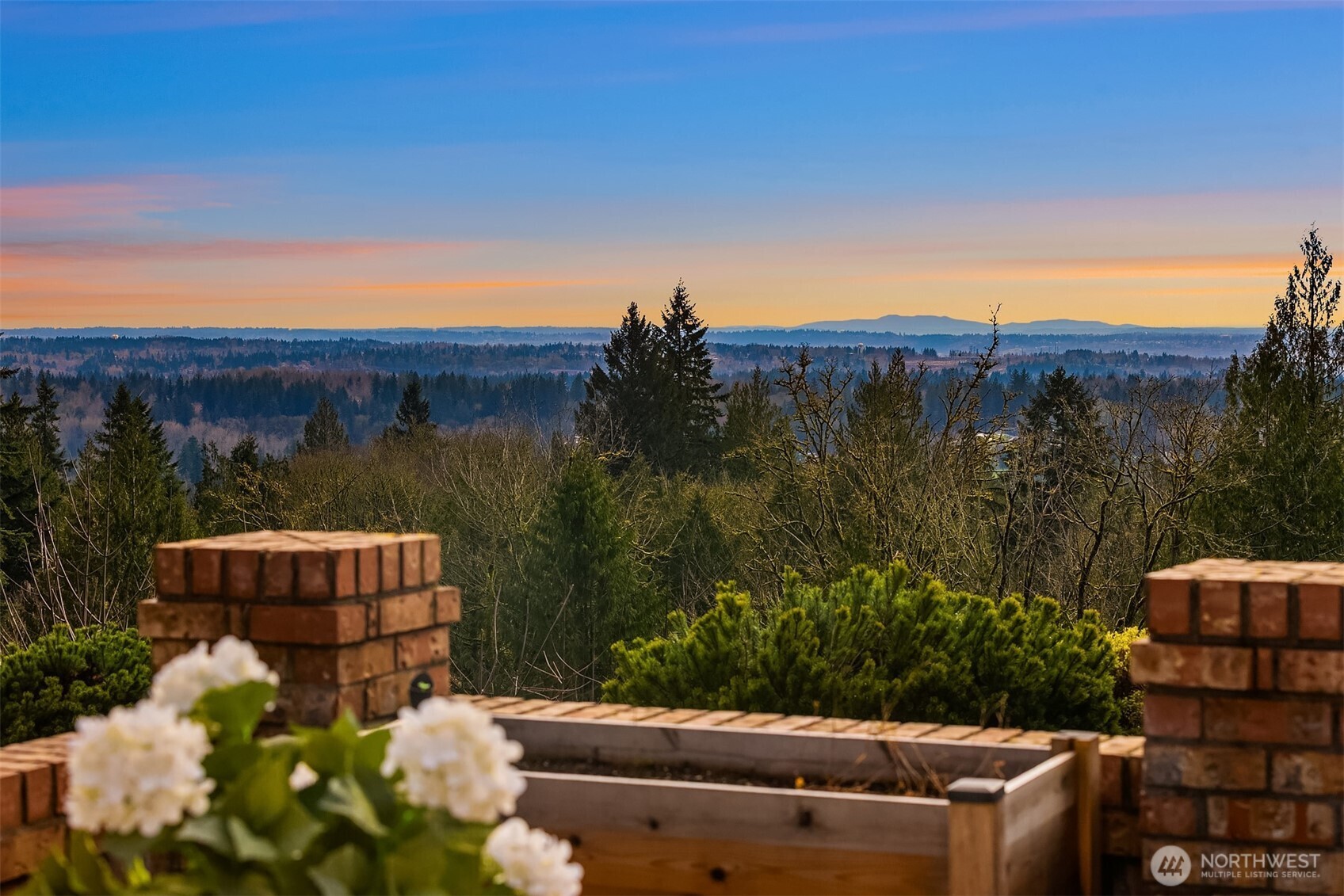 17620 Southeast 106th Street Renton, WA 98059 - Photo 4 of 40