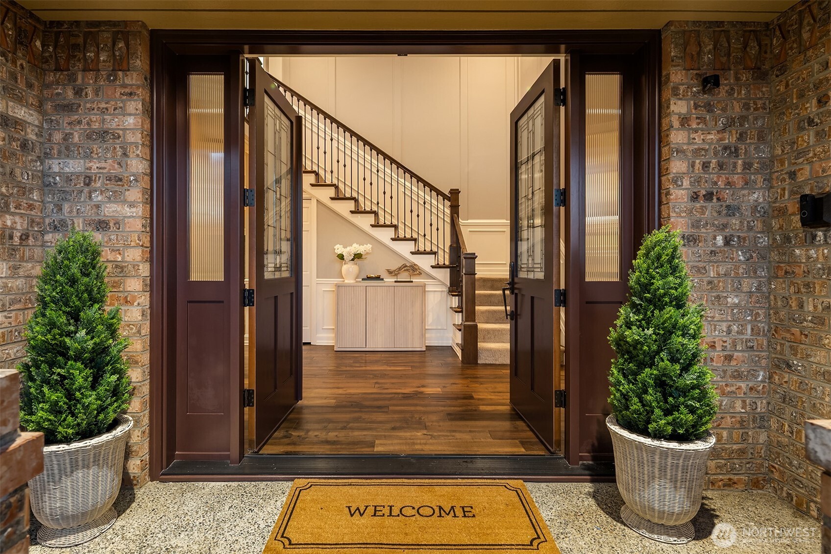 17620 Southeast 106th Street Renton, WA 98059 - Photo 5 of 40 a view of an entryway of the house