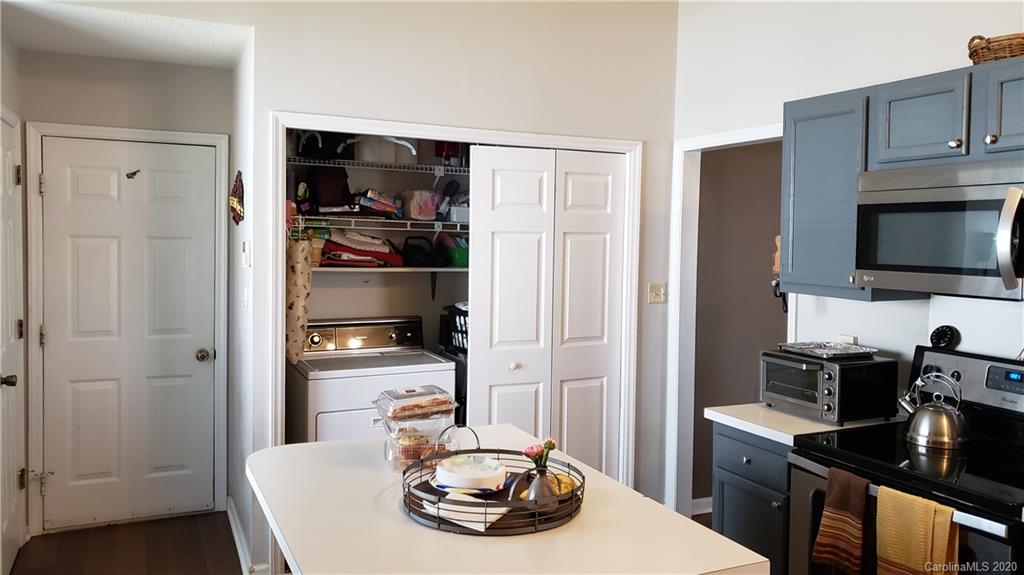 9712 Marshbrooke Road Matthews, NC 28105 - Photo 9 of 24 Gallery Image 9