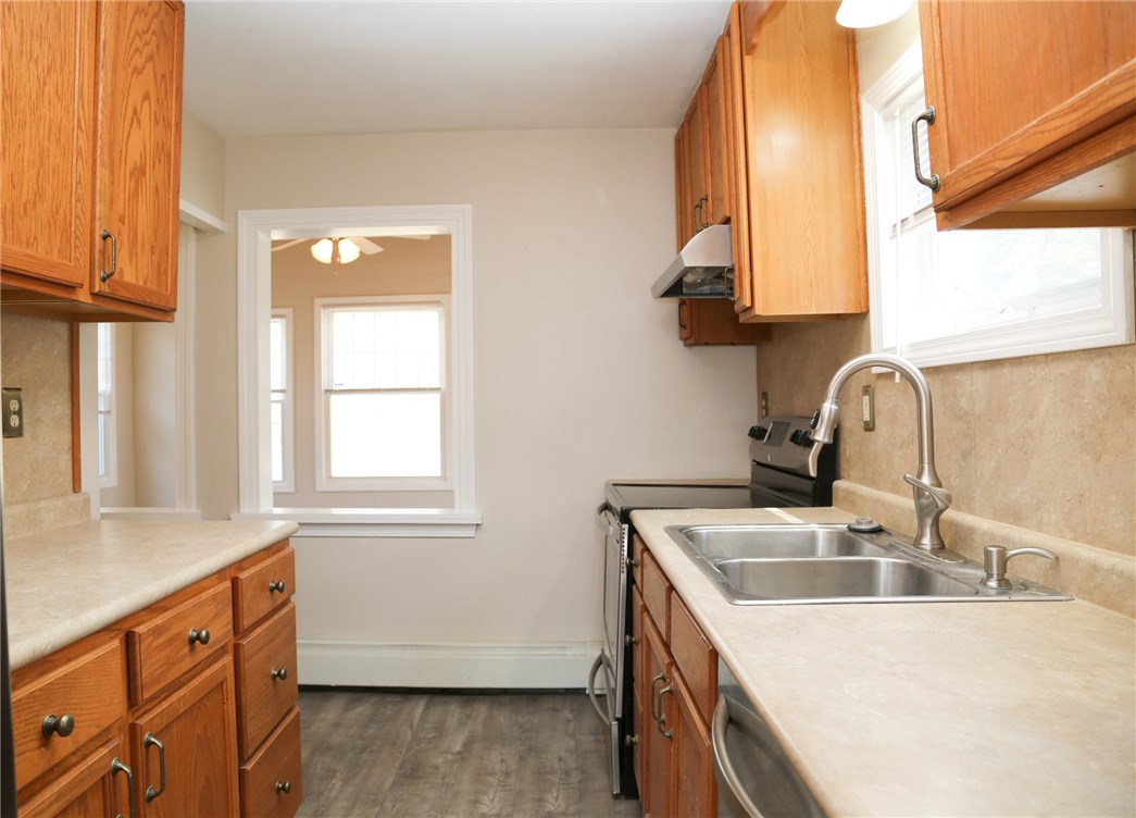 64 Maple Leaf Road Burrillville, RI 02826 - Photo 18 of 40