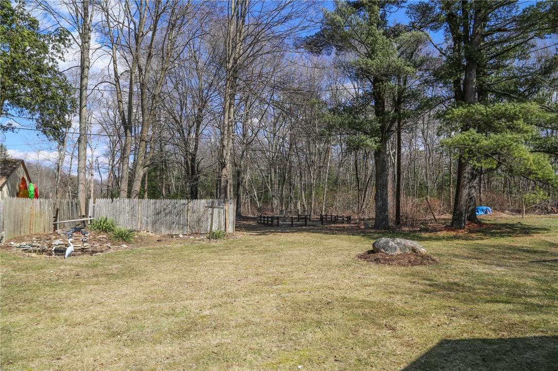 64 Maple Leaf Road Burrillville, RI 02826 - Photo 37 of 40
