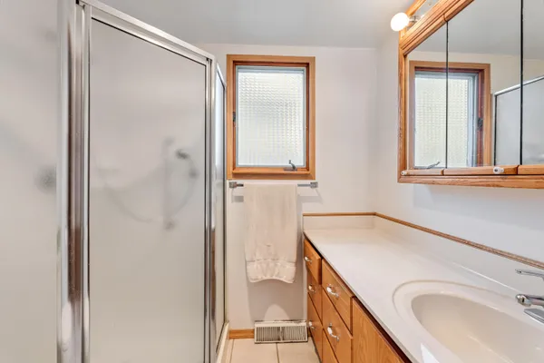 $239,900 | 516 South Pine Street, Caledonia, MN 55921