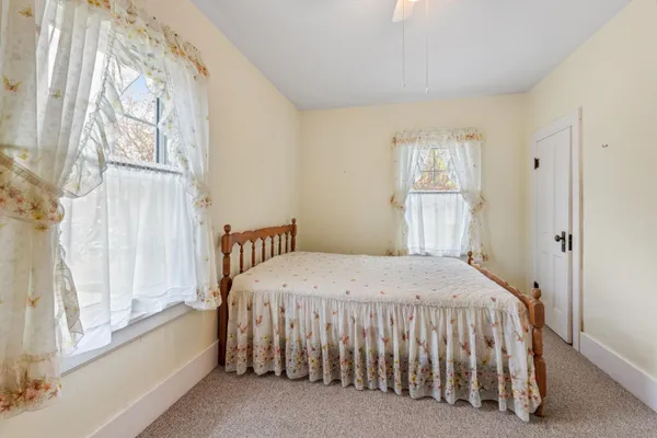 $239,900 | 516 South Pine Street, Caledonia, MN 55921