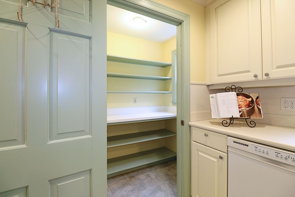 154 Morse Road Sudbury, MA 01776 - Photo 12 of 27 Gallery Image 12