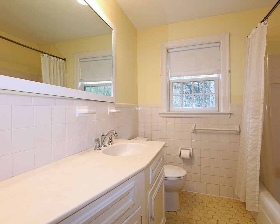 154 Morse Road Sudbury, MA 01776 - Photo 21 of 27 Gallery Image 21