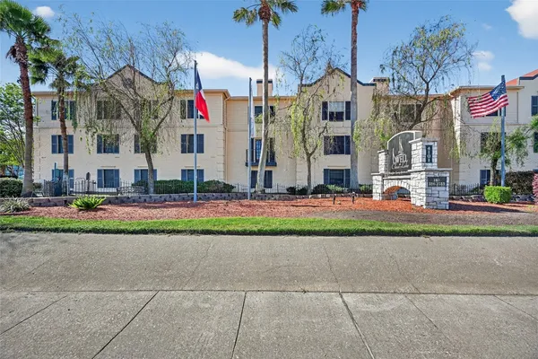 $950 | 4101 East NASA Parkway, Unit 225, Seabrook, TX 77586