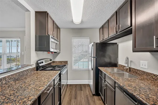 $950 | 4101 East NASA Parkway, Unit 225, Seabrook, TX 77586