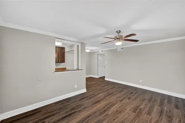 $950 | 4101 East NASA Parkway, Unit 225, Seabrook, TX 77586