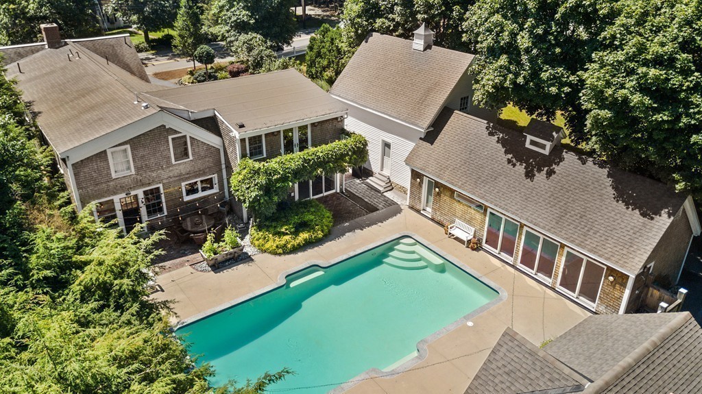 31 High Street Hingham, MA 02043 - Photo 22 of 29 an aerial view of a house